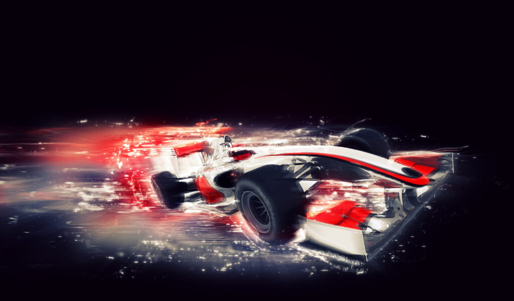 F1マシンが高速で走る画像